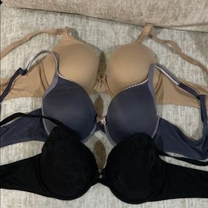 Victoria’s Secret bras